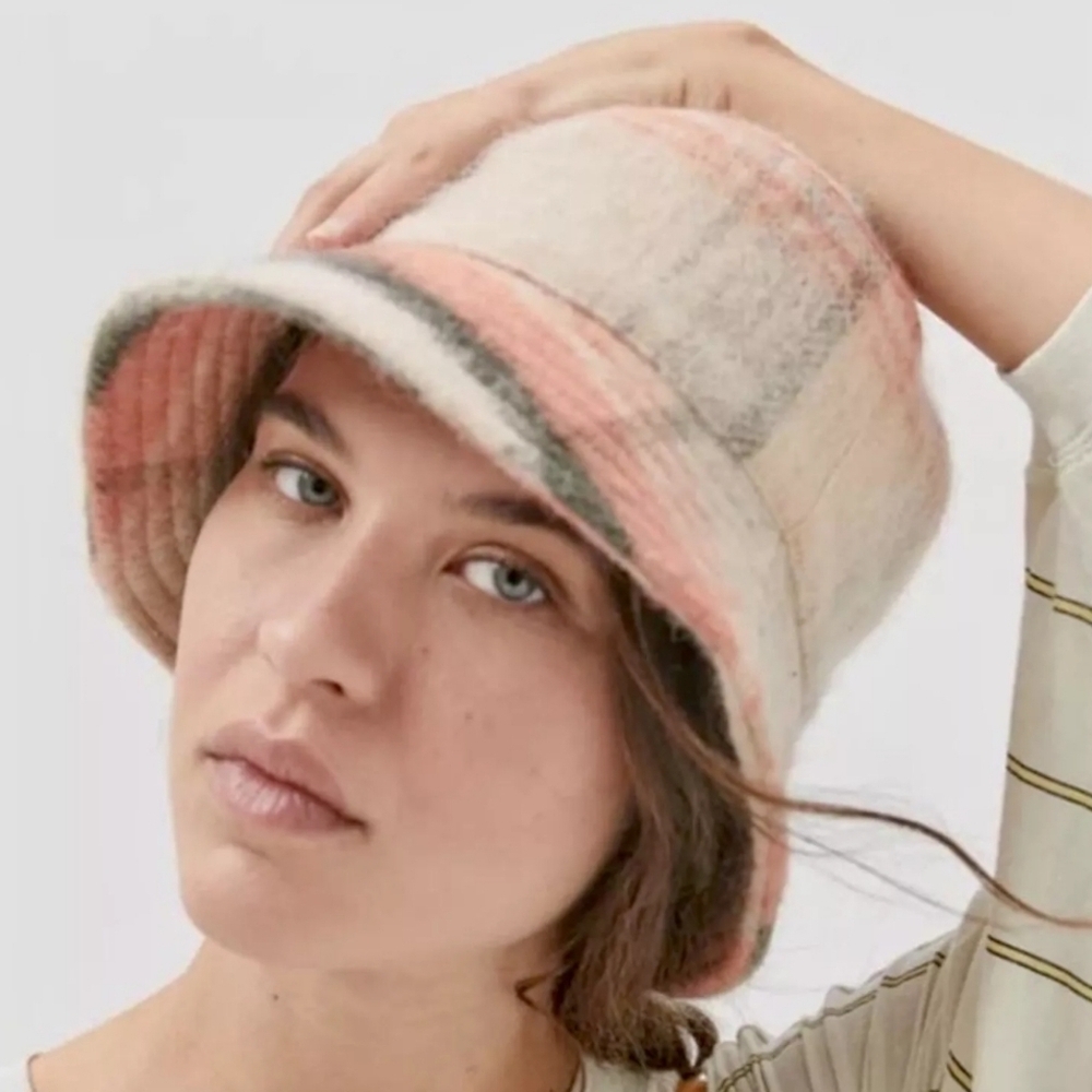 Urban Outfitters Beushed Weave Bucket Hat